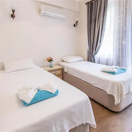 Gokay - 3 Bedroom In Ovacik Apartment